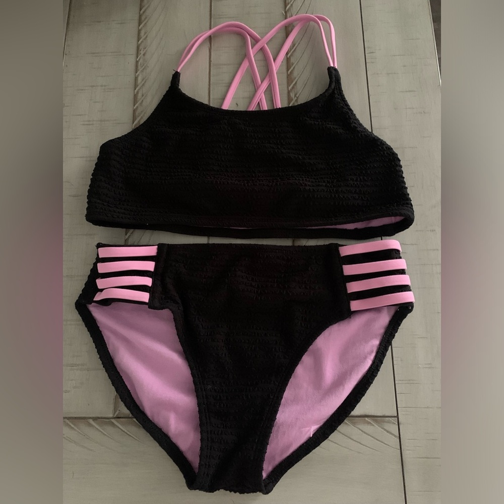 Girls 2 piece bathing suit